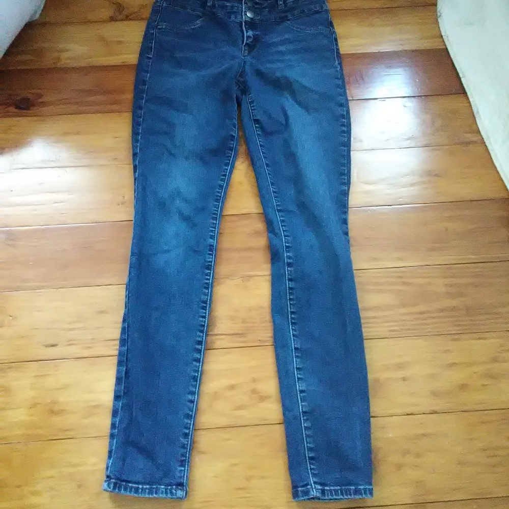 Refuge Stretchy Skinny jeans size 4
